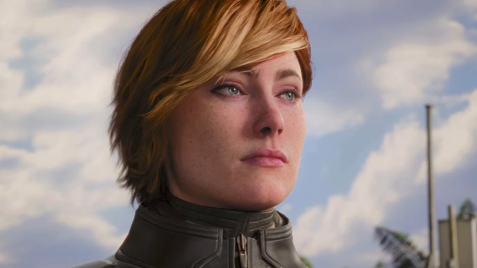 Cerca de dois minutos de gameplay inicial do reboot cancelado de Perfect Dark apareceram na internet, e ninguem consegue desviar o olhar. As imagens, ligadas a um ex-artista de VFX, mostram a protagonista Joanna Dark testando armas, se esgueirando por cenarios ainda em fase bruta e ate destruindo frutas de forma estilosa.

E um lembrete doloroso do que a Xbox jogou fora. O reboot foi anunciado em 2020, passou por anos de desenvolvimento conturbado com a Crystal Dynamics sendo chamada para ajudar, e acabou descartado em meio a onda implacavel de demissoes da Microsoft. Um estudio construido sobre ambicao foi esvaziado, e os jogadores ficam assistindo ao fantasma vazado de um jogo que poderia ter sido um carro-chefe.

A licao e dificil de ignorar. Quando metas de lucro guiam o machado, a criatividade paga a conta. Esse trecho vazado de Perfect Dark e um monumento aos desenvolvedores que dedicaram anos a ele e uma condenacao de uma cultura corporativa que cancela projetos promissores enquanto distribui bonus para executivos.