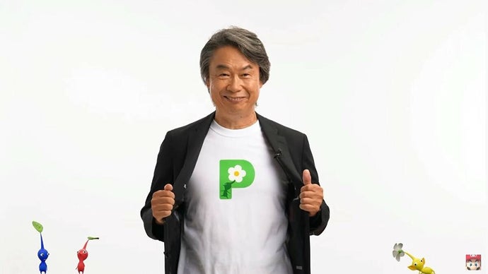 A lenda da Nintendo Shigeru Miyamoto fez uma defesa contundente da criatividade humana no desenvolvimento de jogos, argumentando que a IA generativa pode mudar a forma como os games são produzidos, mas não substitui a intenção e a originalidade dos designers.

Às vésperas de receber a prestigiada Ordem da Cultura do Japão, Miyamoto comparou a revolução da IA a saltos tecnológicos anteriores, como a passagem da máquina de escrever para o processador de texto. Em um momento em que publishers buscam eficiência com IA, sua fala reforça que grandes jogos ainda nascem da visão de pessoas, não apenas de produção automatizada.