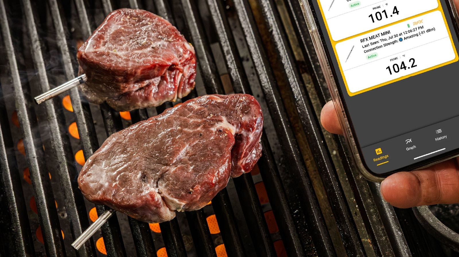 A ThermoWorks acaba de deixar sua popular sonda wireless RFX Meat muito mais versátil. A nova RFX Meat Mini mantém os mesmos quatro sensores internos, resistência à água IP69K e suporte a até 1.000 graus, mas encurta a sonda para funcionar perfeitamente com filé mignon, porções de salmão e outros cortes menores.

A Mini usa a mesma frequência de rádio de 433MHz para um desempenho confiável na grelha, dura até 48 horas por carga e custa US$ 99. É necessário ter um RFX Gateway para usá-la, e a ThermoWorks está oferecendo 20 por cento de desconto na Mini na compra de um Gateway ou do RFX Meat Starter Kit.