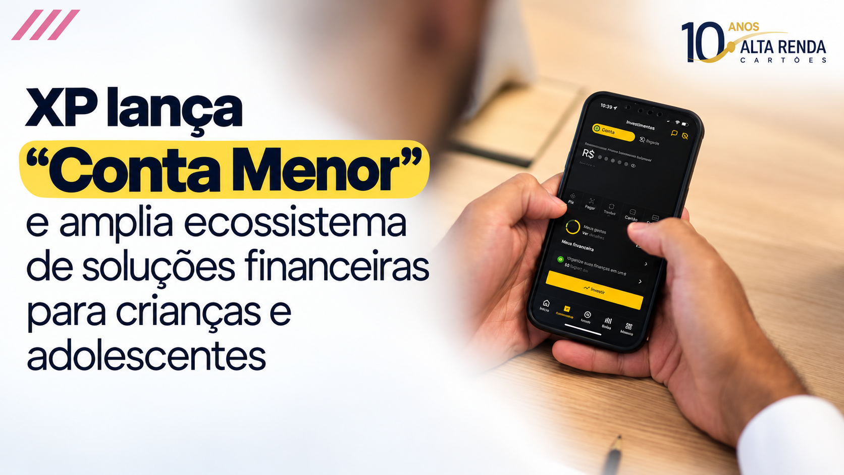 A XP acaba de lançar no Brasil a Conta Menor, uma conta digital gratuita que coloca ferramentas reais de investimento nas mãos de crianças e adolescentes.

Pelo aplicativo, os responsáveis podem abrir a conta para qualquer menor com CPF válido, liberando renda fixa, negociação de ações na B3, Pix, pagamentos e cartão de débito digital. Derivativos e contratos futuros ficam de fora, e os responsáveis acompanham tudo de perto.

Com apenas 21 porcento dos brasileiros tendo feito algum curso de educação financeira, dar às crianças uma experiência supervisionada e prática com dinheiro é uma aposta ousada na próxima geração. A linha entre infância e mercado de ações ficou bem mais tênue.