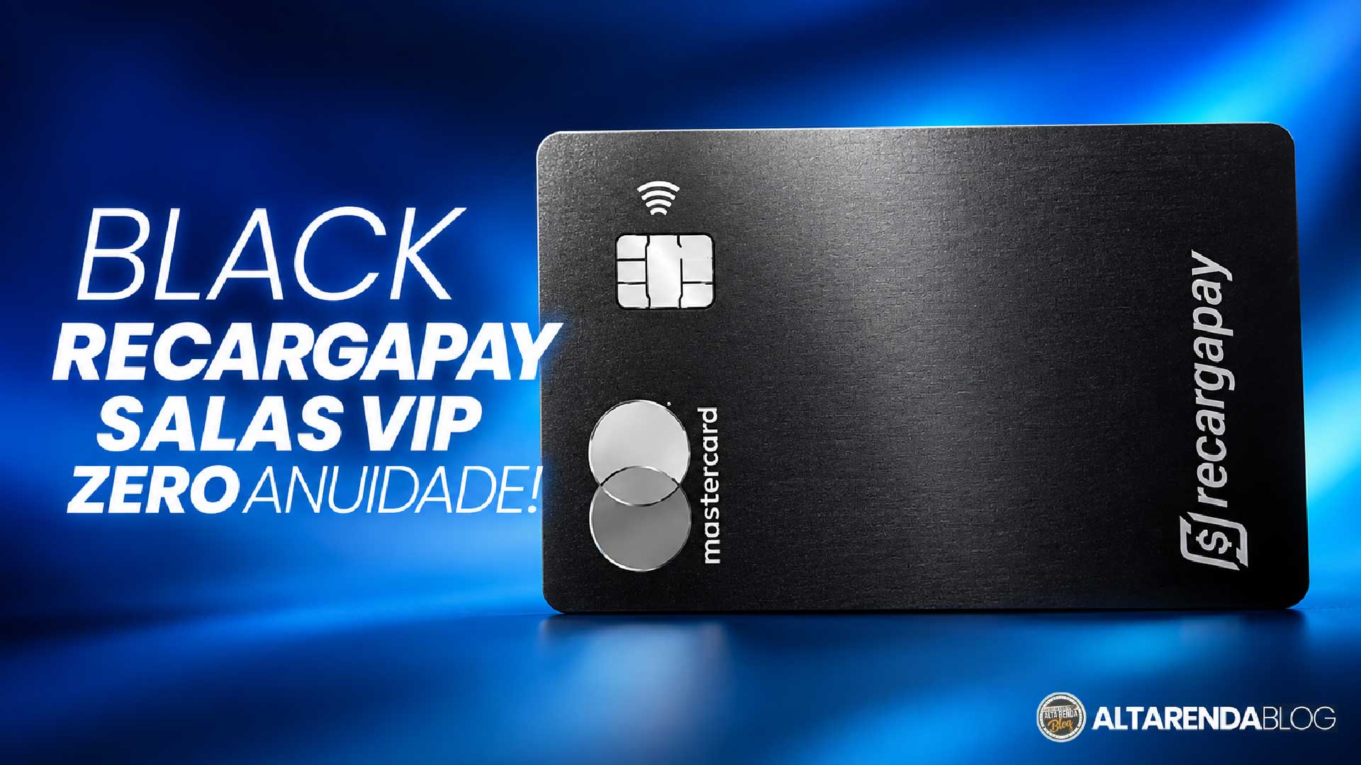 O RecargaPay acaba de deixar o Titan Mastercard Black muito mais acessível. O aplicativo passou a liberar o cartão com a partir de R$ 15 mil investidos no CDB exclusivo da conta, metade dos R$ 30 mil exigidos no lançamento, e o dinheiro segue rendendo 100% do CDI.

Em troca, o cliente tem 2% de cashback em todas as compras, sem categorias e sem teto, anuidade zero sem gasto mínimo e acesso a salas VIP. O cashback é creditado no pagamento da fatura e pode virar desconto na fatura ou aumentar o limite garantido, rendendo 110% do CDI com liquidez diária.

Atenção a dois pontos: o limite é igual ao valor investido e o dinheiro fica preso ao cartão enquanto ele estiver ativo. Ainda assim, para quem já tem esse valor guardado, é uma das ofertas de cashback mais interessantes do mercado.