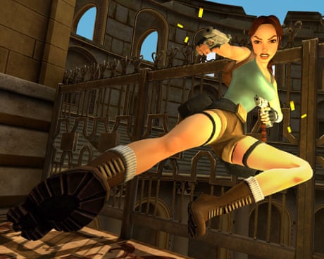 Lara Croft completa 30 anos, e a influência de Tomb Raider é impossível de ignorar: mais de 100 milhões de jogos vendidos, um ícone dos anos 90 e uma franquia que ajudou a levar os videogames ao mainstream. Mas o aniversário também pede um olhar mais crítico sobre os tropeços, de tie-ins corporativos bizarros a uma fase sombria e problemática com Angel of Darkness.

A retrospectiva do Guardian não se limita a zoar os pontos baixos. Ela também expõe como a ganância das publishers empurrou a Core Design para lançamentos anuais e quase enterrou Lara de vez, um lembrete de que metas voltadas só ao lucro costumam esmagar os desenvolvedores que mantêm mundos queridos vivos. Três décadas depois, a lição é clara: o gaming precisa de integridade criativa e de melhores condições para quem está por trás dos ícones, não de mais extração corporativa.