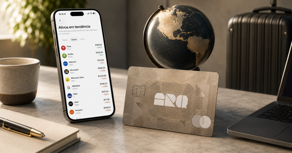 O ARQ, antigo DolarApp, está ganhando destaque ao cobrar uma taxa fixa de apenas 0,5% na conversão de reais para dólares ou euros digitais, se consolidando como a conta global com o menor custo do mercado. Com mais de 2 milhões de usuários no Brasil, México, Colômbia e Argentina, a fintech vem expandindo sua presença e desafiando os bancos tradicionais com uma experiência totalmente digital.

Além da conversão barata, o ARQ oferece cartões de débito globais, rendimento sobre o saldo e acesso a investimentos internacionais. Os usuários podem render até 120% do CDI em reais, até 4,5% ao ano em dólares digitais e investir em ações e ETFs do mercado internacional com corretagem de apenas 0,2% e aporte mínimo de US$ 1.

Para quem está cansado de pagar entre 5% e 7% em custos de conversão escondidos, o ARQ surge como uma alternativa transparente e de baixo custo. É esse tipo de concorrência que pressiona todo o setor financeiro a repensar suas taxas e priorizar o consumidor.