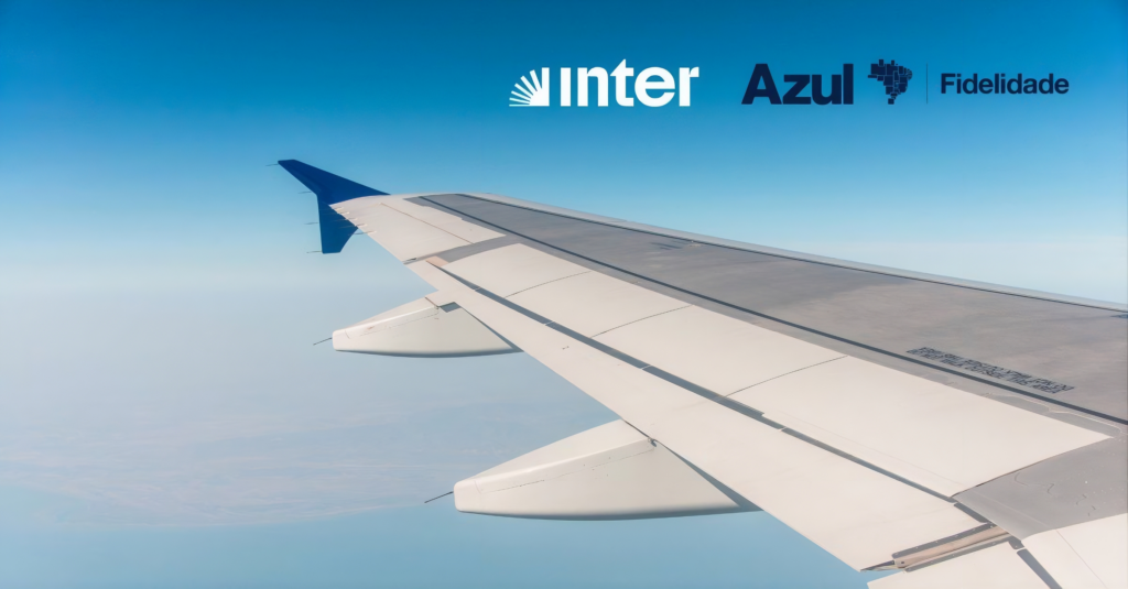 O Azul Fidelidade está com uma campanha relâmpago de transferência do Inter Loop que pode chegar a até 100% de bônus. Assinantes do Clube Azul recebem 70% de bônus, demais clientes Azul ganham 40%, e assinantes antigos do Clube Azul podem somar até 30% adicionais conforme o tempo de permanência.

A oferta é válida somente em 19 de outubro de 2026 e exige cadastro antes da transferência. Os pontos bônus têm limite de 300.000 por CPF e serão creditados em até 15 dias úteis após o término da campanha. Se você esperava uma janela de transferência com alto impacto, é hora de conferir seu saldo e decidir rápido.