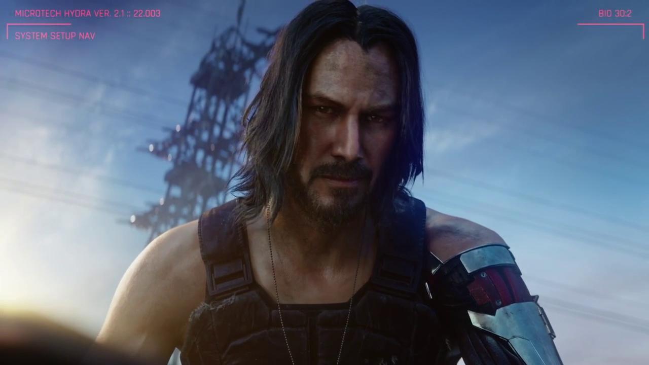 A CD Projekt Red finalmente quebrou o silêncio sobre o filme live-action de Cyberpunk 2077, e a notícia é enorme para quem quer mais do que uma adaptação direta. O co-CEO Michał Nowakowski confirmou que o estúdio não tem nenhum interesse em fazer uma tradução um a um do jogo, afirmando que o objetivo é contar uma história totalmente nova dentro do universo Cyberpunk.

Esse universo, nascido do RPG de mesa de Mike Pondsmith, é um playground distópico gigantesco, perfeito para rostos novos e cantos ainda não explorados de Night City. O filme está sendo desenvolvido com a Paramount, agora sob o selo Skydance, e produzido por Lorenzo di Bonaventura, conhecido pelo live-action de Transformers.

A abordagem espelha o que fez Cyberpunk: Edgerunners brilhar, contando histórias originais com peso emocional real em vez de lucrar em cima de uma trama conhecida. Com a segunda temporada de Edgerunners chegando à Netflix neste mês e Cyberpunk 2 ainda a anos de distância, a franquia avança nos próprios termos, e o potencial aqui é gigantesco.