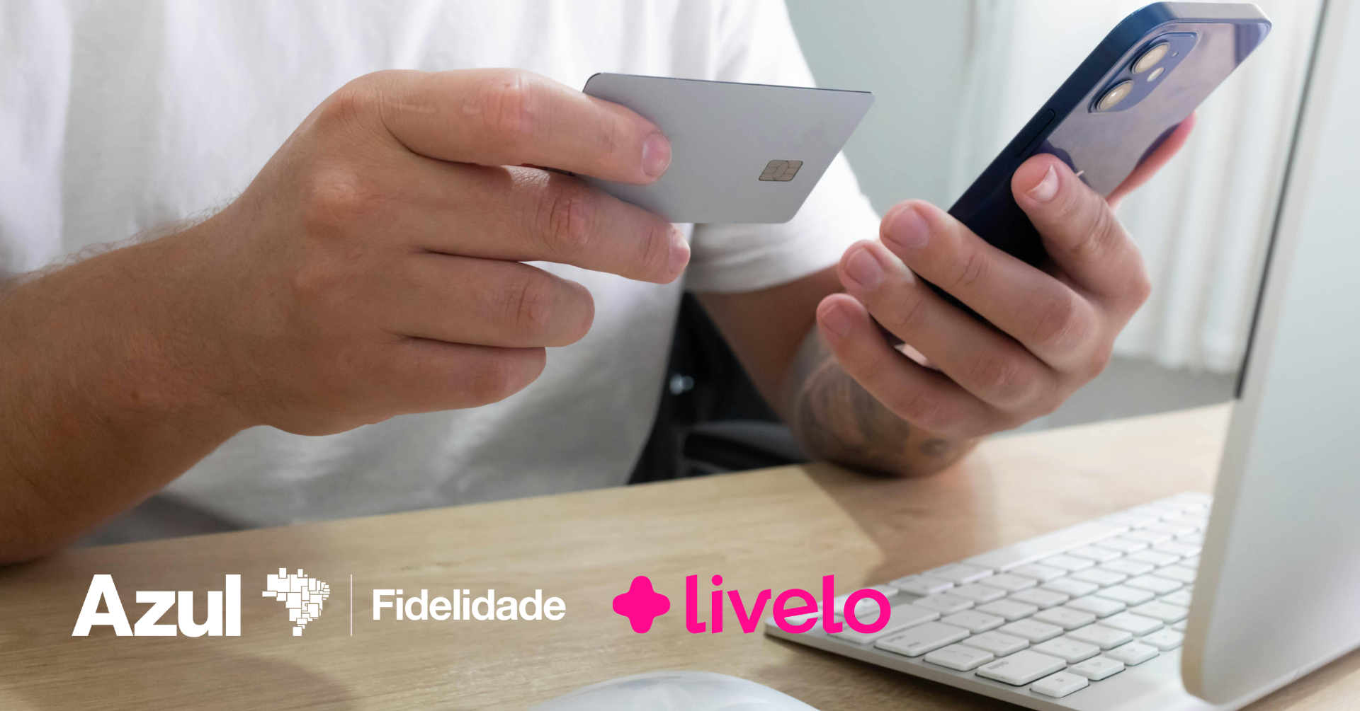 O Azul Fidelidade elevou a aposta na campanha de transferência de pontos do Livelo e está oferecendo até 100% de bônus quando você combina a bonificação base com os benefícios do clube. O prazo é curto: a oferta vale somente até quarta-feira, 7 de outubro de 2026, então quem quer garantir os pontos precisa agir rápido.

Na faixa padrão, a maioria dos clientes Azul recebe 40% de bônus. Já os assinantes do Clube Azul desbloqueiam impressionantes 70% de bônus, e membros antigos podem somar de 5% a 30% extras conforme o tempo de adesão. Os pontos bônus são creditados em até 15 dias úteis após o fim da campanha, com limite máximo de 300.000 pontos por CPF.

Atenção: é obrigatório se cadastrar na página da promoção antes de transferir, e os pontos bônus têm validade de apenas seis meses. Se você esperava o momento certo para turbinar sua conta, essa é uma janela forte, ainda mais com os níveis extras que recompensam quem aposta no clube.