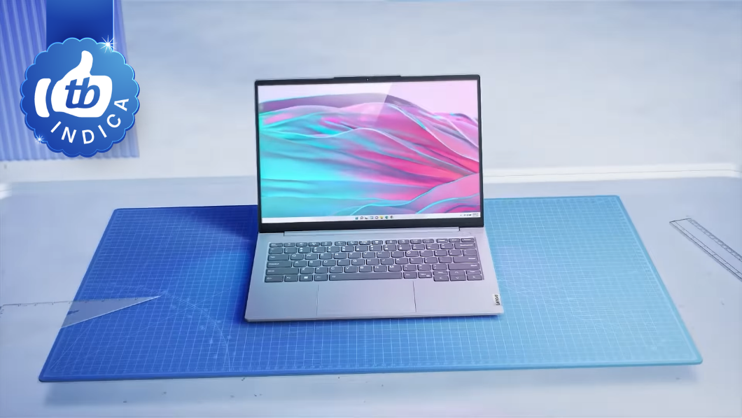 Saiu o novo guia de notebooks com 32 GB de RAM, e ele chega no momento em que multitarefa deixou de ser luxo. Na frente da lista está o Asus Vivobook S 14, com Intel Core Ultra 7 258V, tela OLED vibrante, certificação MIL-STD 810H e autonomia que pode chegar a 27 horas.

Para quem joga, o poder de fogo é sério. O Asus ROG Strix G16 junta Intel Core i9 14900HX, RTX 5070, 32 GB de DDR5 e tela 2.5K a 240 Hz, enquanto o Acer Nitro V15 traz RTX 4060 e painel de 165 Hz para quem quer fluidez sem gastar uma fortuna.

O Samsung Galaxy Book6 aposta em corpo fino e leve com até 24 horas de bateria, e o Lenovo ThinkBook 14 Gen 6 se destaca por aceitar upgrade até 64 GB. Com o Vaio FE16 e o Lenovo IdeaPad Slim 3 fechando a lista, o recado é direto: dezenas de abas, máquinas virtuais e editores pesados já exigem 32 GB como ponto de partida, não como teto.