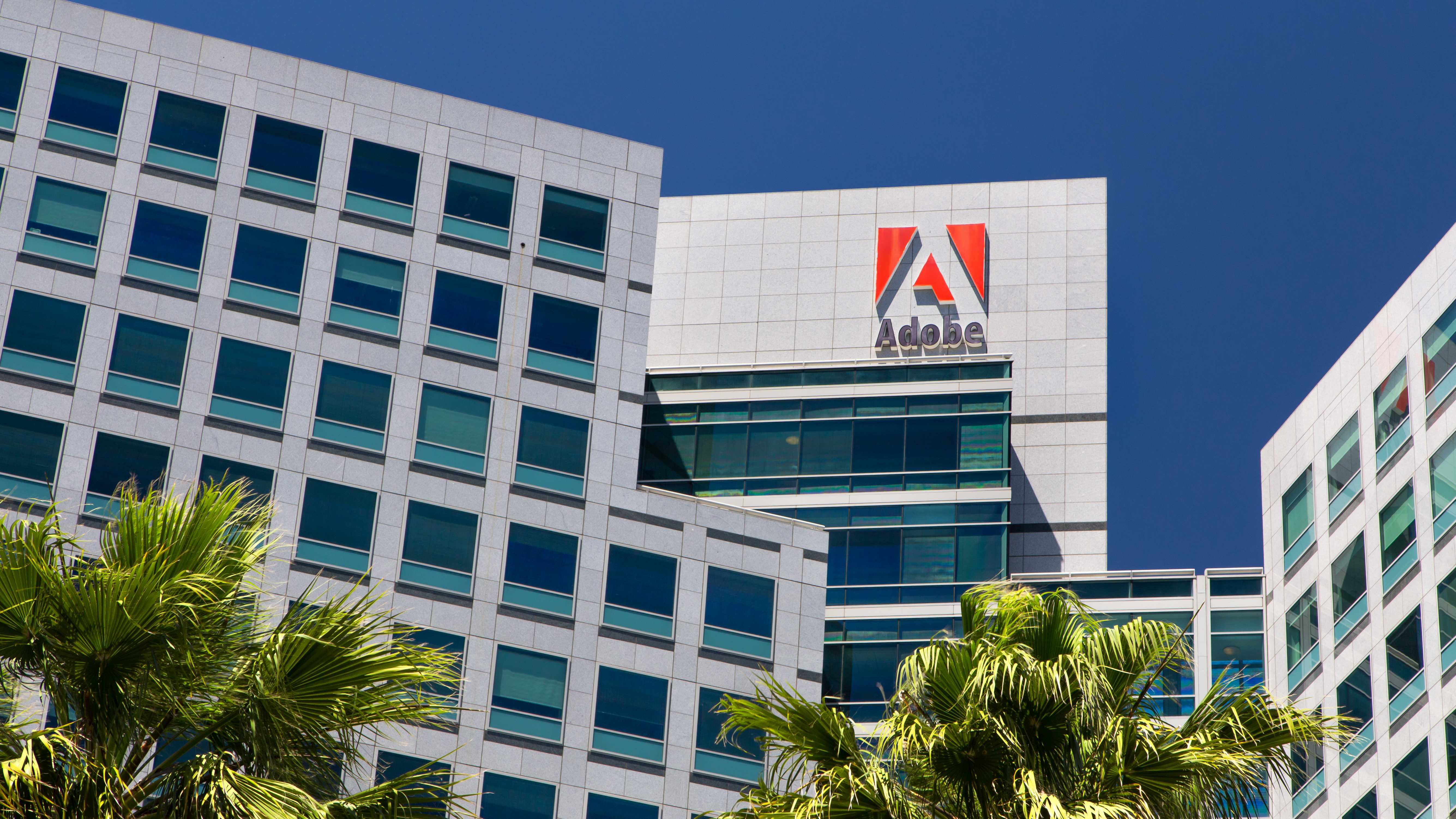 A Adobe está fazendo uma jogada ousada de liderança ao colocar um especialista em experiência do cliente no comando da empresa. Mais do que uma simples troca na cadeira principal, o movimento aponta para uma nova era focada em personalização, engajamento e integração entre ferramentas criativas e de marketing.

Com a IA transformando a relação entre marcas e consumidores, a nova liderança pode reposicionar a Adobe para colocar a experiência no centro de tudo. A tendência é vermos cada vez mais soluções conectadas, do design à automação de campanhas, com foco total no usuário final.