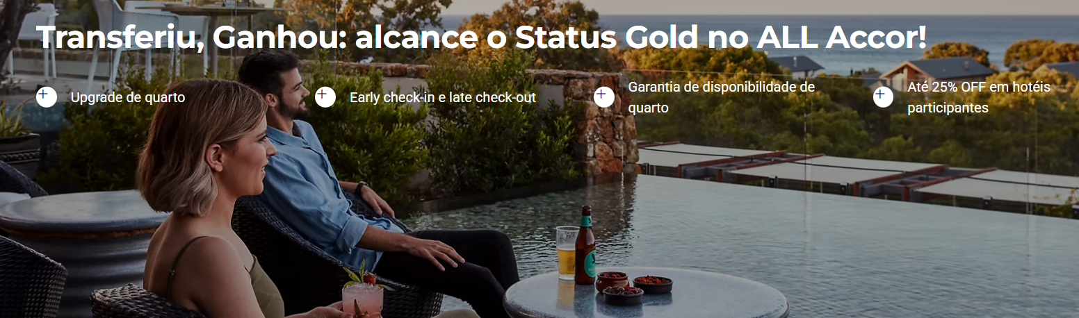 O ALL Accor esta com uma campanha relampago que permite conquistar o status Gold apenas com a transferencia de pontos para o programa da rede hoteleira, sem precisar cumprir noites qualificaveis. A oferta vai ate sexta-feira, 28. Normalmente, o nivel exige 30 noites ou cerca de 2.800 euros em gastos elegiveis, entao o atalho faz toda a diferenca.

Com o Gold, o hospede garante upgrades de quarto, early check-in e late check-out, garantia de disponibilidade e 48% de bonus na acumulacao de pontos Reward. No ALL Accor, 1.000 pontos valem 20 euros em descontos, o que torna o status ainda mais interessante para quem viaja com frequencia.