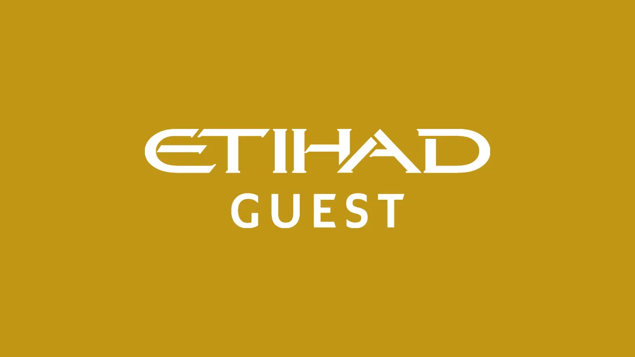 O fim de uma parceria que ninguém pediu: a Esfera encerrou oficialmente a transferência de pontos para o Etihad Guest, e a opção já desapareceu da plataforma.

A mudança coroa meses de desvalorização. A paridade que começou em 3,5 pontos Esfera por milha subiu para 4,5, um sinal claro de que o acordo estava perdendo força. Para a maioria dos viajantes, esse deságio já tinha tornado o programa irrelevante.

A boa notícia é que ainda existem alternativas fortes: a Revolut oferece 2:1, a Livelo mantém 4,5:1 e portadores do Centurion do Bradesco conseguem um raro 1:1. No fim, quem viaja muito pode até sair ganhando.