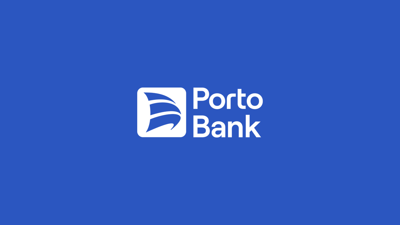 O Porto Bank voltou a provocar uma onda de reclamações após sua análise automática de crédito reduzir limites de cartões de um grupo amplo de clientes. A medida atingiu até correntistas com bom relacionamento, escancarando como essas revisões podem ser opacas e impessoais.

O banco tem o direito de controlar risco e evitar inadimplência, mas deixar de avisar os clientes com antecedência é o ponto central do problema. Quem foi afetado deve procurar seu gerente, porque parte dos limites já foi restabelecida.