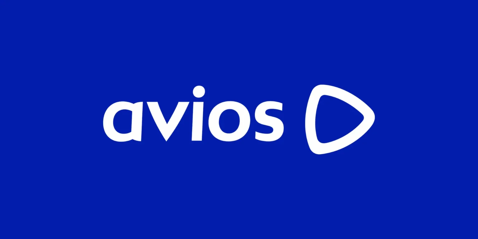 Boas noticias para quem vive de milhas: agora e possivel transferir Avios livremente entre sete programas de fidelidade aereos, incluindo British Airways, Iberia, Aer Lingus, Vueling, Loganair, Qatar Airways e Finnair. As transferencias sao na proporcao de 1:1, sem custo, sem saldo minimo e quase instantaneas, dando as suas milhas uma flexibilidade que pode mudar totalmente o seu proximo resgate.

A grande sacada e que a mesma rota pode custar bem menos Avios dependendo do programa usado para emitir. Por exemplo, Sao Paulo-Madri em executiva pela Iberia parte de cerca de 50.500 Avios por trecho, enquanto uma distancia parecida entre Londres e Sao Paulo pode passar de 110.000 Avios so de ida na British Airways. Para aproveitar, abra conta nos sete programas e consulte as tabelas antes de transferir.