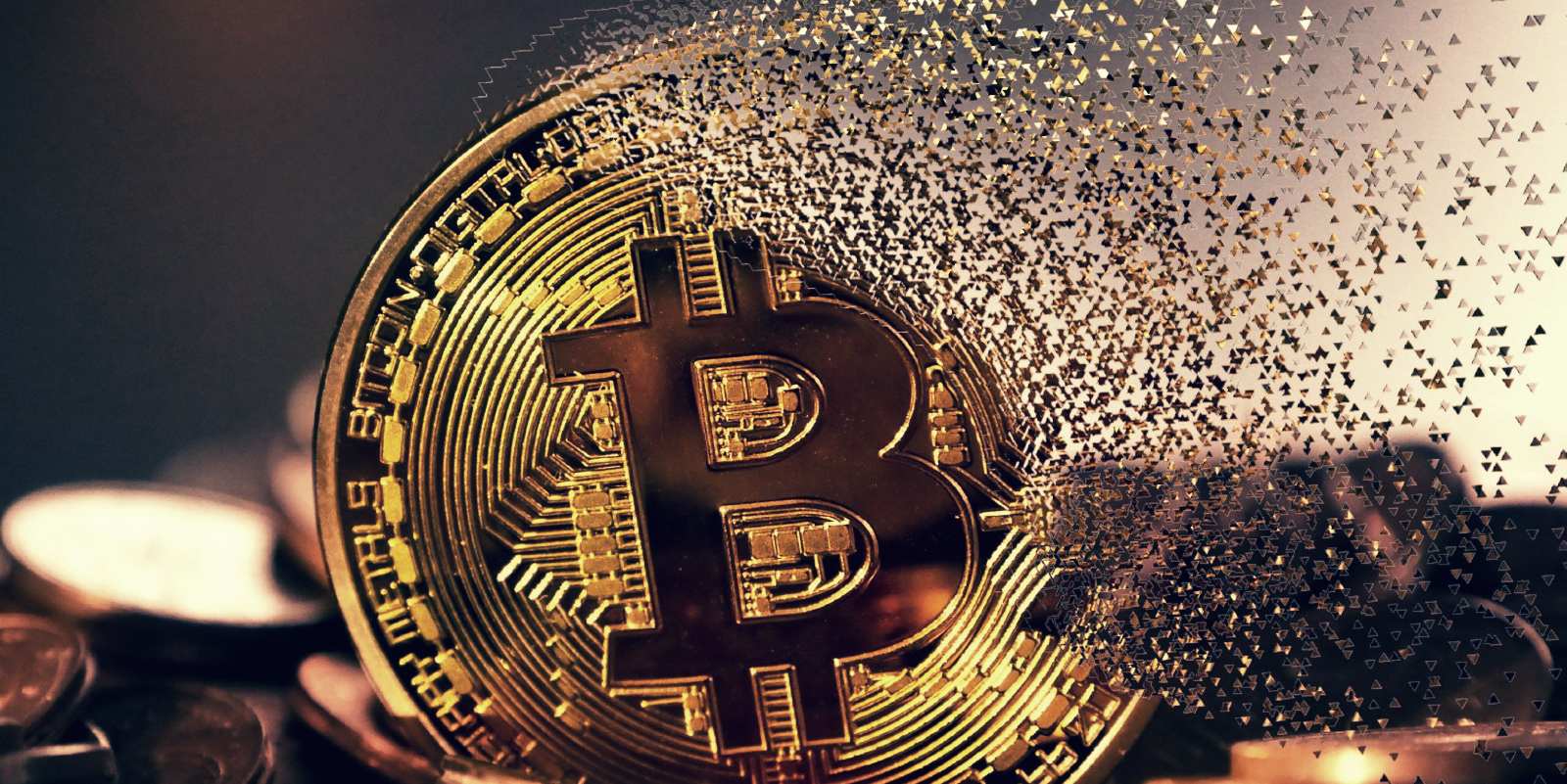 A Bitget acabou de confirmar uma invasão gigantesca, e os números assustam. Suspeitos de serem hackers norte-coreanos desviaram cerca de US$ 351,6 milhões das carteiras hot e warm da exchange, provocando mais um terremoto no mercado de criptomoedas.

A plataforma suspendeu todos os saques, acionou a Mandiant, a SlowMist e as autoridades, e afirma que seu Fundo de Proteção ao Usuário de US$ 464 milhões vai cobrir o saldo de todos os clientes afetados. A Bitget Wallet, de autocustódia, não foi atingida, mas os atacantes teriam falsificado dados de transação dentro de um sistema crítico de backend para mover os fundos.

É mais um capítulo de uma longa e feia lista de roubos cripto patrocinados por Estados, e um lembrete duro de que exchanges, e não apenas carteiras pessoais, continuam sendo alvo preferencial de agentes bem financiados.