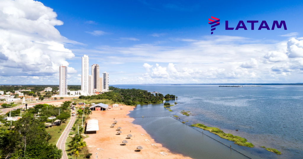 A LATAM está com uma promoção por tempo limitado de até 30% de desconto em passagens aéreas para destinos nacionais e internacionais. Os trechos começam em R$ 243,65 ou 6.136 milhas + taxas, e a oferta é válida até as 23h59 de hoje (27).

Entre os exemplos estão São Paulo (GRU) para Uberlândia (UDI), São Paulo (GRU) para Uberaba (UBA), Brasília (BSB) para Palmas (PMW) e São Paulo/Campinas (VCP) para Rio de Janeiro (SDU). A compra pode ser feita no site da LATAM, comparando valores em reais e resgates com milhas.

Para quem pretende viajar ao exterior, vale conferir as condições de câmbio e contas internacionais antes de fechar a passagem, já que economizar na conversão pode fazer diferença no orçamento.