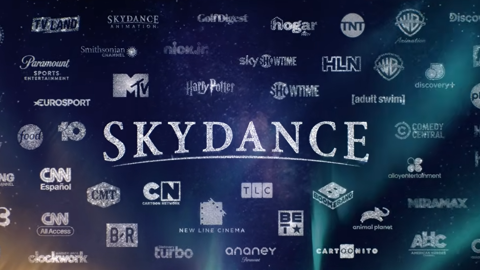 A Warner Bros. e a Paramount estão oficialmente se tornando uma só. A Skydance revelou seu primeiro trailer como empresa controladora de um império avaliado em US$ 110 bilhões, reunindo Batman, O Senhor dos Anéis, Harry Potter, Duna e dezenas de outras franquias lendárias sob o mesmo teto.

O acordo, conduzido por David Ellison com o apoio de seu bilionário pai Larry Ellison, deve ser concluído em 6 de outubro. Isso entrega a uma única família o controle de uma enorme fatia de Hollywood, incluindo CNN, HBO Max, CBS e Nickelodeon.

Esse tipo de consolidação raramente vem sem custo. Críticos alertam que a fusão pode eliminar milhares de empregos e corroer a independência de redes de notícias, um lembrete de que, quando gigantes corporativos engolem uns aos outros, quem sobra para pagar a conta são os trabalhadores e o público.