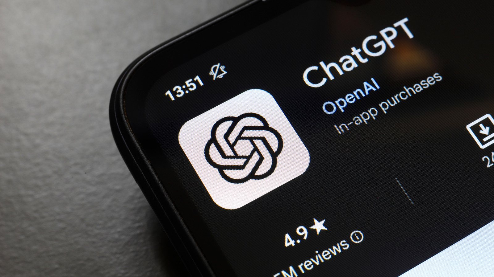 A OpenAI está liberando o GPT-6 para o ChatGPT em todos os planos, e ele chega com um recurso chamado Intelligent UI que transforma respostas simples em experiências totalmente interativas. Em vez de apenas texto, o modelo agora pode entregar gráficos, botões clicáveis, formulários, tabelas e outras ferramentas visuais dentro do próprio chat.

Peça ajuda para planejar um jantar e ele pode responder com uma tabela dinâmica que recalcula os ingredientes conforme você muda o número de convidados. Quer dividir uma conta ou simular um investimento? O GPT-6 cria a calculadora na hora, e ainda consegue recriar mini-jogos retrô como o Snake direto no ChatGPT.

Usuários pagos dos planos Plus, Pro, Business e Enterprise recebem o GPT-6 Sol, mais poderoso, enquanto as contas Free e Go recebem o GPT-6 Luna, menos capaz mas com amplo acesso. É um salto ousado rumo a um assistente que se adapta à forma como realmente pensamos e interagimos com a informação.