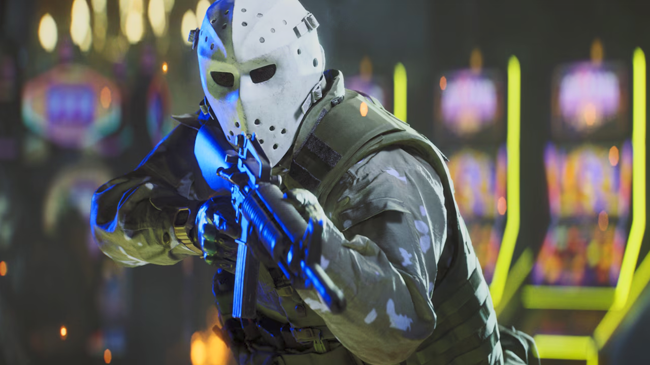 Em uma atitude que enfureceu ainda mais uma comunidade já indignada, a EA parece ter removido silenciosamente os itens cosméticos de Mass Effect de Battlefield 6 poucos dias depois de fechar a BioWare e demitir os desenvolvedores restantes do estúdio. A coleção crossover, que incluía equipamentos N7 e um chaveiro da Normandy, havia aparecido nos menus da Temporada 5 antes de desaparecer sem explicação.

O timing é impossível de ignorar. A EA cancelou Mass Effect 5, fechou um estúdio com décadas de história criativa e depois apagou a presença da franquia de outro jogo, deixando os fãs com pouco mais que uma petição e um trailer vazado. É assim que a consolidação corporativa agressiva opera: equipes lendárias descartadas, mundos amados congelados e comunidades deixadas para lidar com o luto.

A decisão pode ser uma tentativa de controle de danos, mas não desfaz o dano. Se a EA quer demonstrar que valoriza integridade criativa, precisa investir nos desenvolvedores, proteger estúdios e dar a Mass Effect um futuro real em vez de tratar seu legado como marketing descartável.
